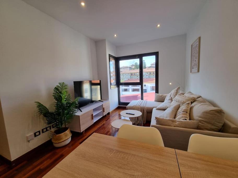 604B - Apartamento Con Garaje Oviedo Bagian luar foto