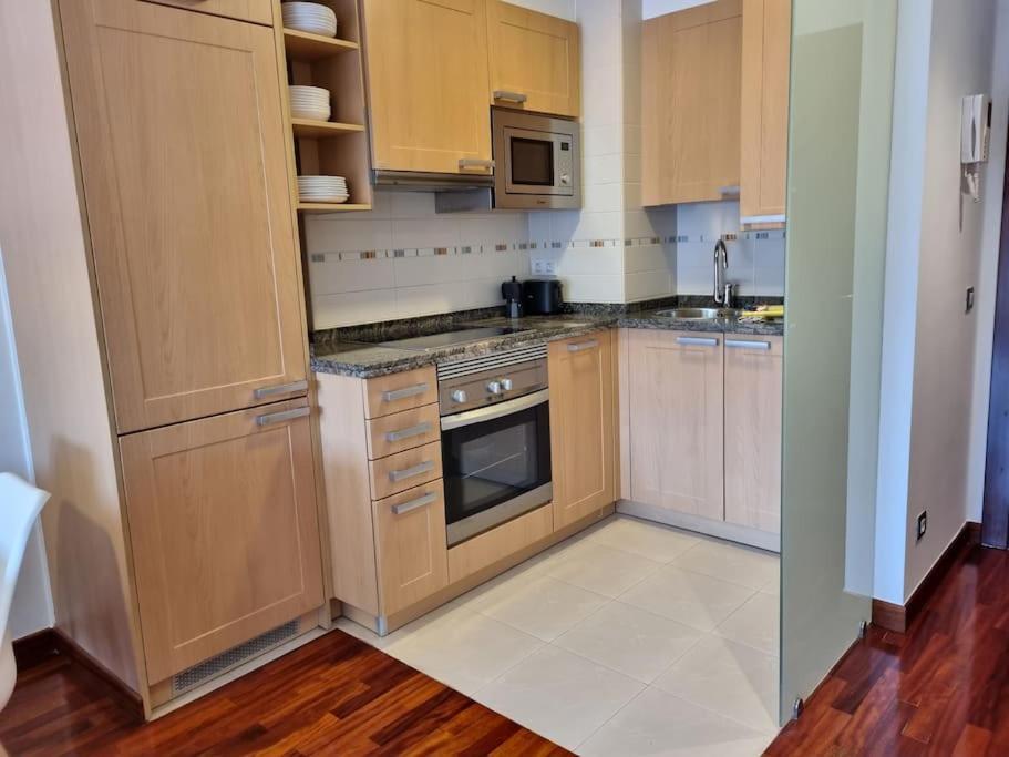 604B - Apartamento Con Garaje Oviedo Bagian luar foto